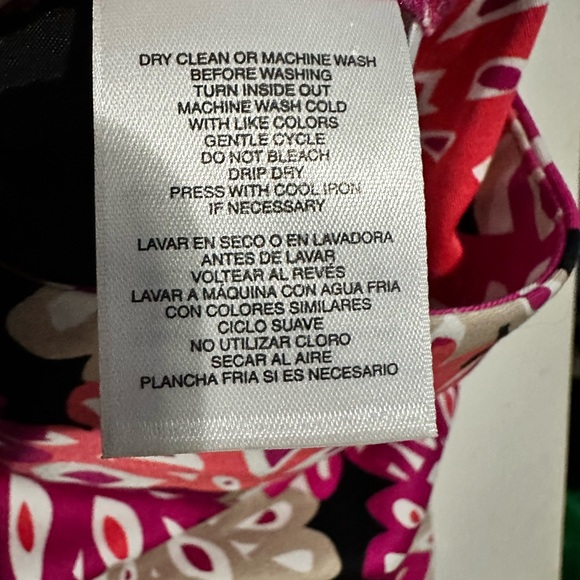 Beautiful bright floral pants. π - Picture 7 of 8